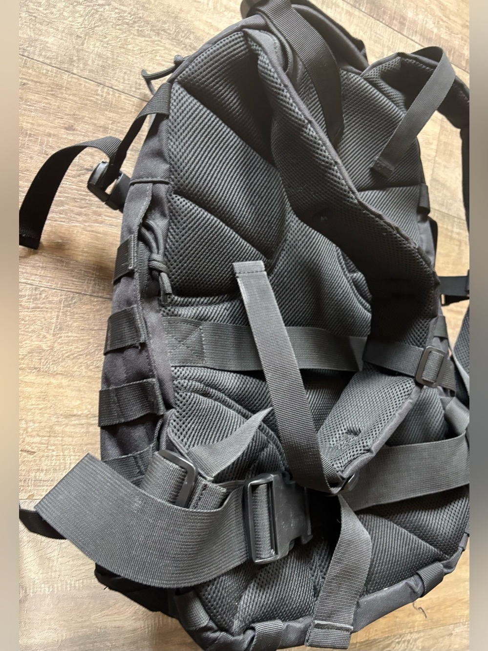 Rockland military tactical 20in black laptop backpack Molle webbing system - Picture 10 of 16